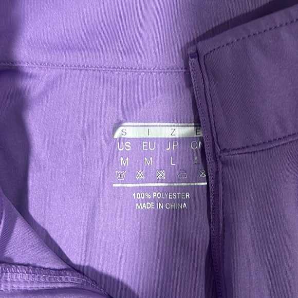 Purple dry fit long sleeve zip up SIZE M - Picture 2 of 2